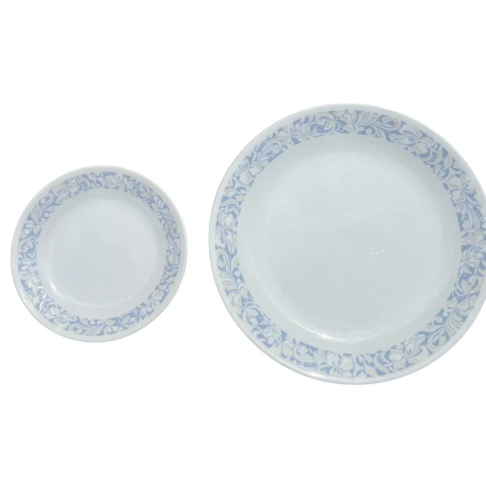 Corelle White Blue Floral Dinner Plates & Saucers Vitrelle Glass Set of 4